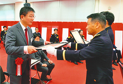 東北方面隊創隊65周年記念行事にて感謝状を拝受しました